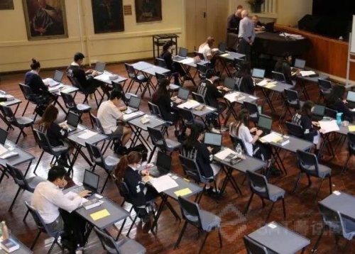 -SAT考试写作应对技巧